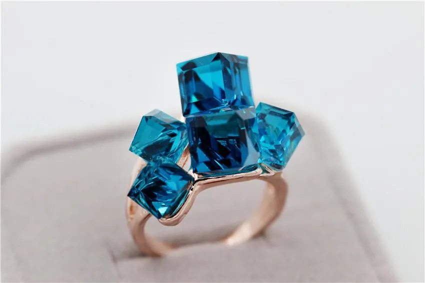Arctic Roses Rose Gold Crystal Ring