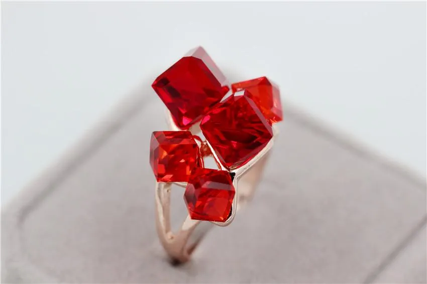 Arctic Roses Rose Gold Crystal Ring