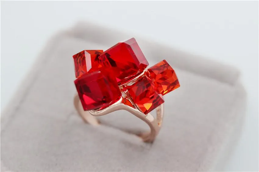 Arctic Roses Rose Gold Crystal Ring