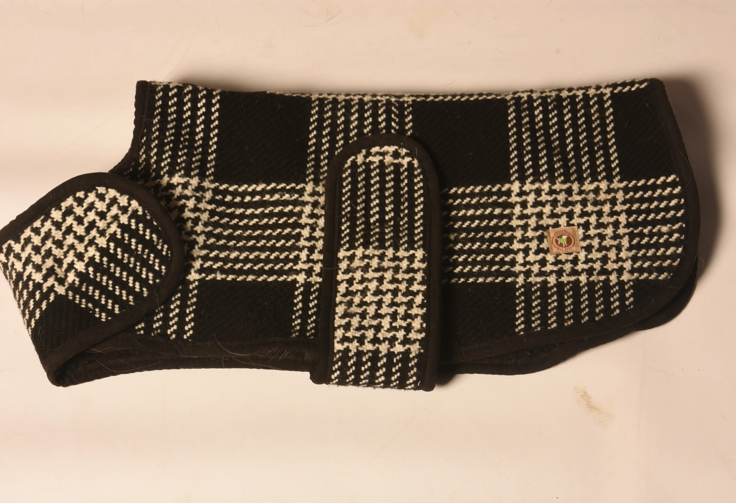 Black and White Plaid Dog Blanket Coat