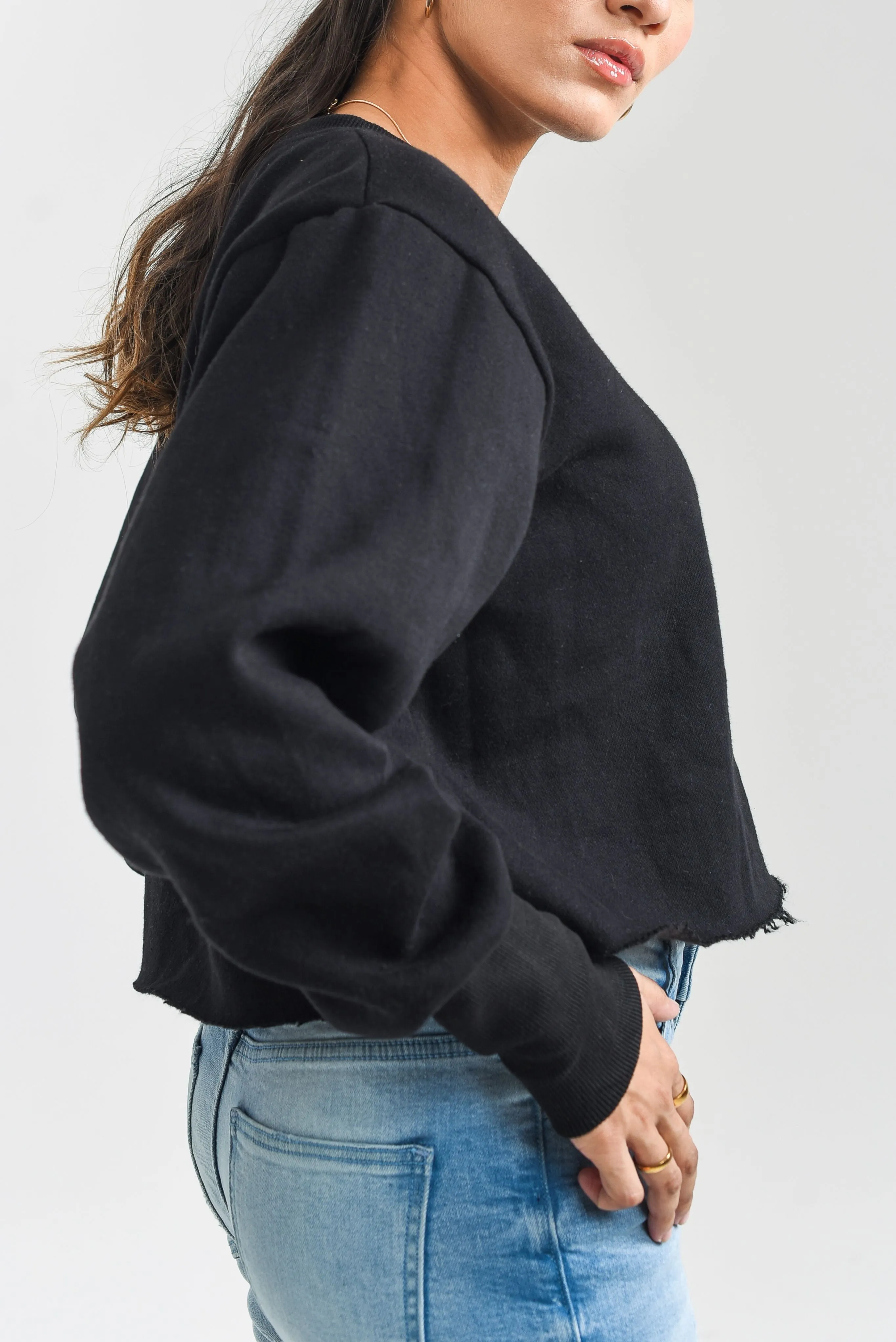 BLACK CROP TOP