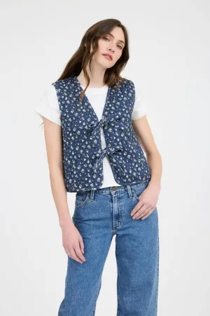 FLORAL PRINT FRONT TIE QUILTED VEST