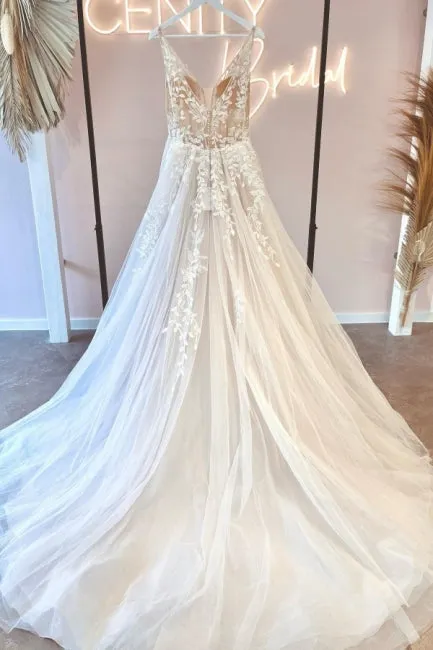 Simple v-neck sleeveless a-line lace Wedding dresses