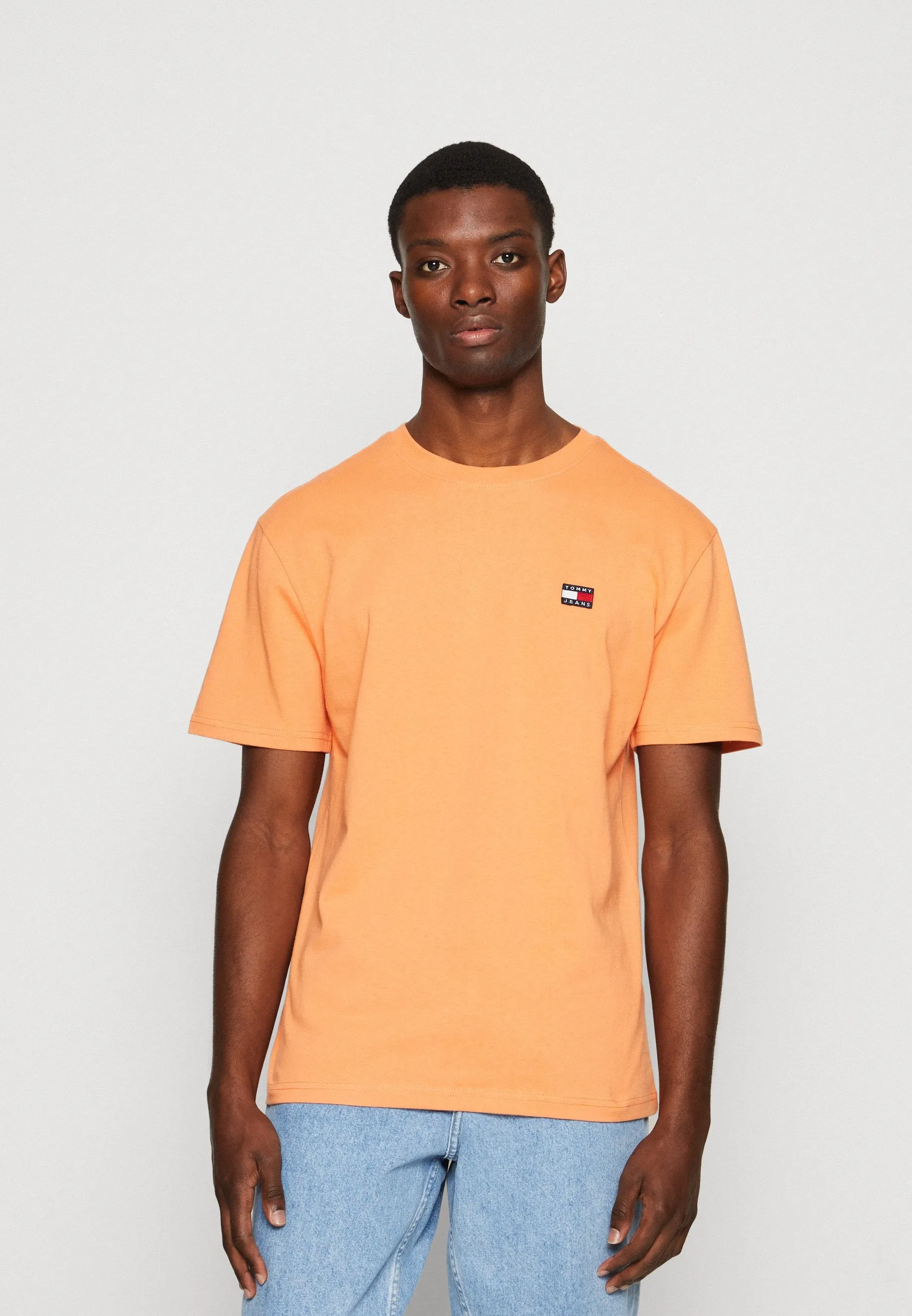 Tommy Jeans XS Badge T-SHIRT - Citrus Orange